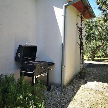 Holiday Home Oliveta เบรลา ภายนอก รูปภาพ