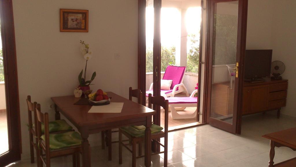 Holiday Home Oliveta เบรลา ห้อง รูปภาพ